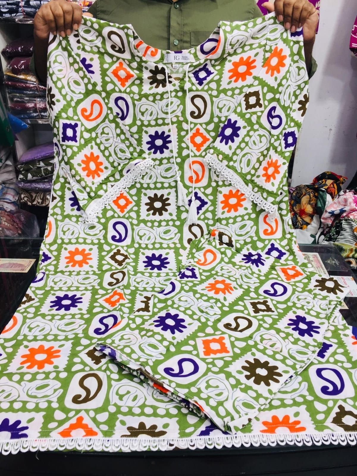 প্রিমিয়াম চায়না লিলেন ২ পিস – পাকিস্তানি কামিজ স্টাইল